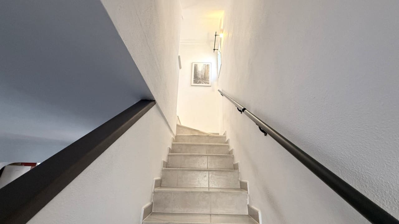 Chalet de 2 habitaciones en Torrevieja en venta - 189.000 € (Ref: 9347210)