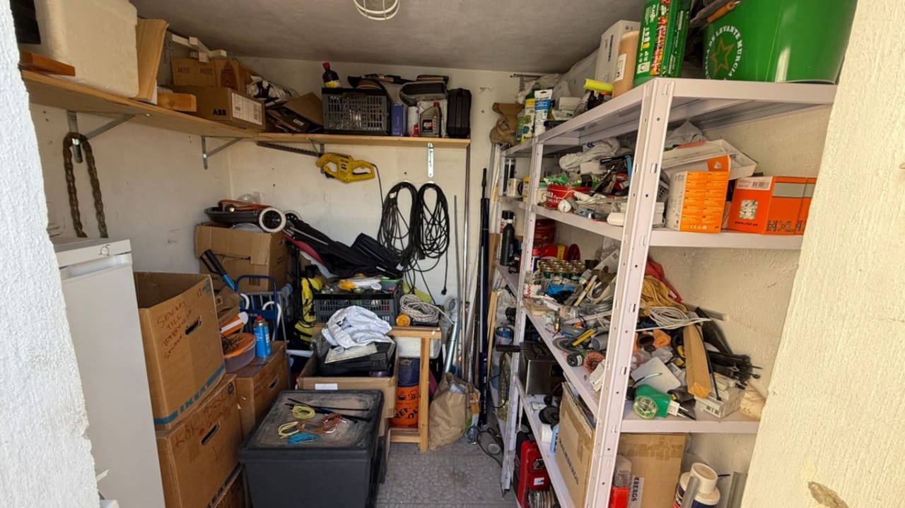 Chalet de 2 habitaciones en Torrevieja en venta - 189.000 € (Ref: 9347210)