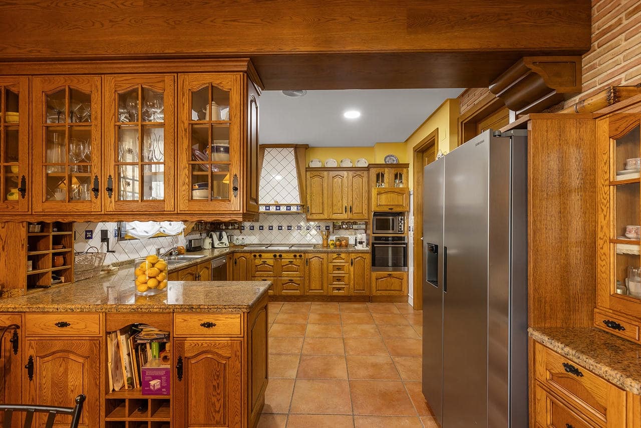 6 Zimmer Villa zu verkaufen in Torrevieja - 2.490.000 € (Ref: 9355718)