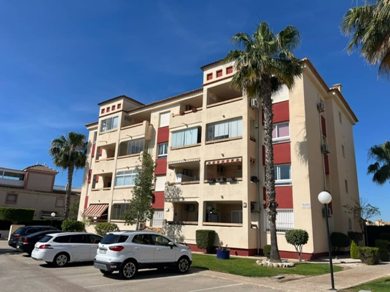 2 soveværelse Lejlighed til salg i Playa Flamenca - € 179.900 (Ref: 9359035)