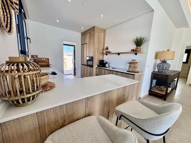 3 bedroom Villa for sale in Rafal with pool - € 395,500 (Ref: 9416111)