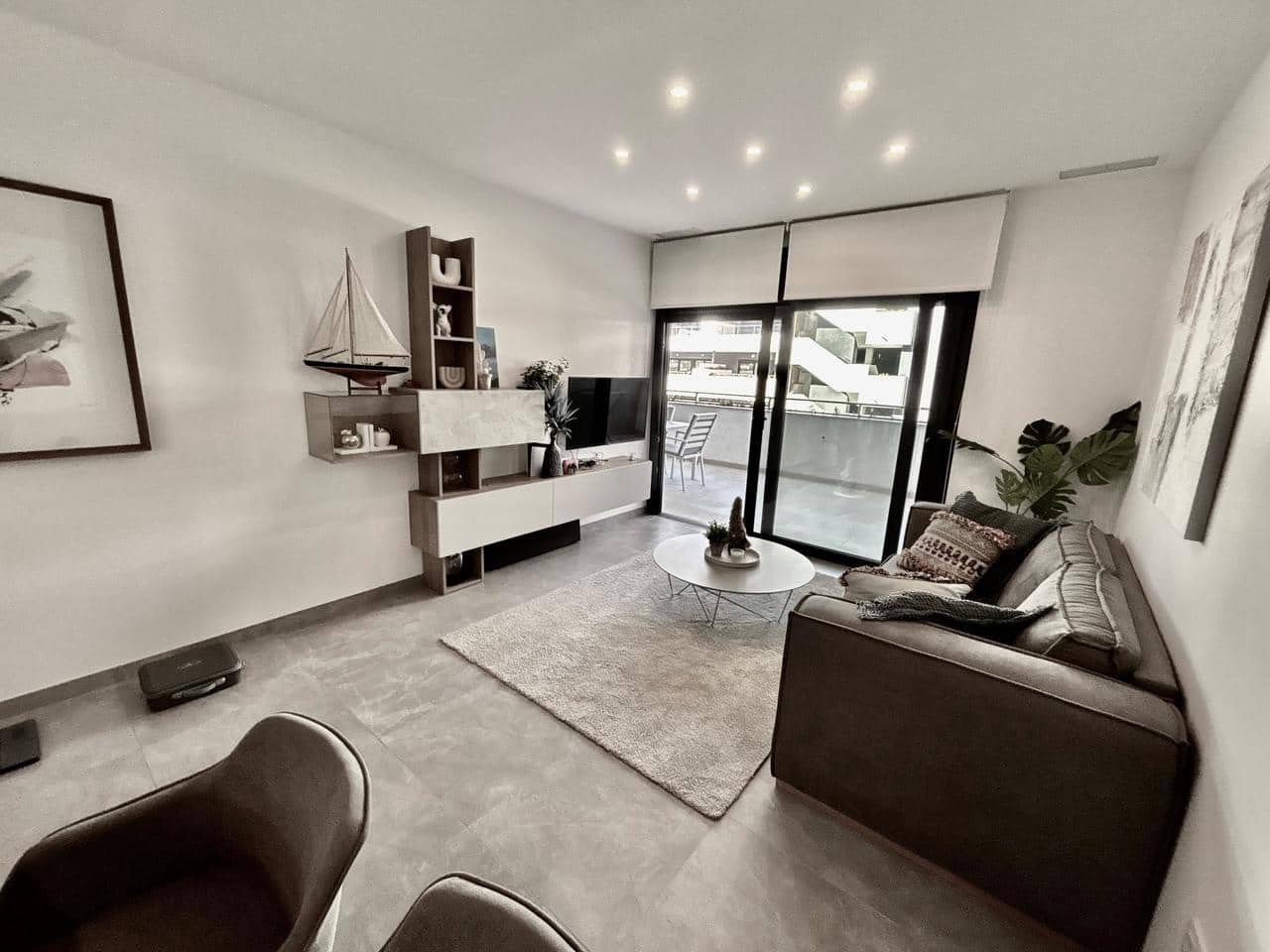 2 bedroom Apartment for sale in Playa Flamenca with pool - € 420,000 (Ref: 9491844)