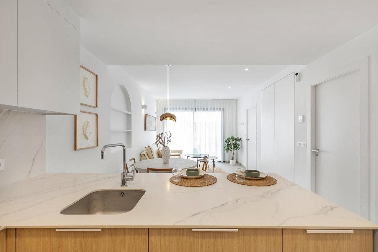 2 quarto Penthouse para venda em Los Alcazares com piscina garagem - 399 900 € (Ref: 9521042)