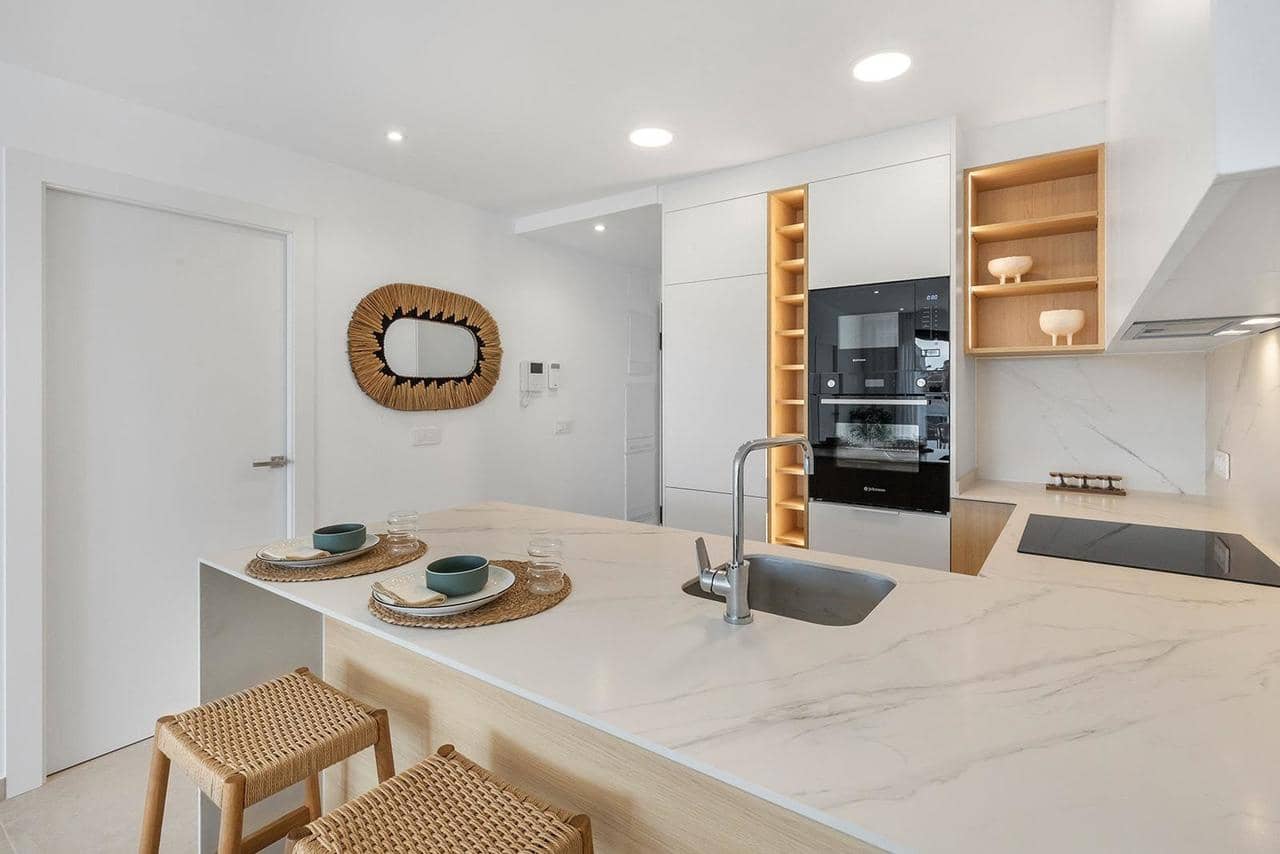 2 quarto Penthouse para venda em Los Alcazares com piscina garagem - 399 900 € (Ref: 9521042)
