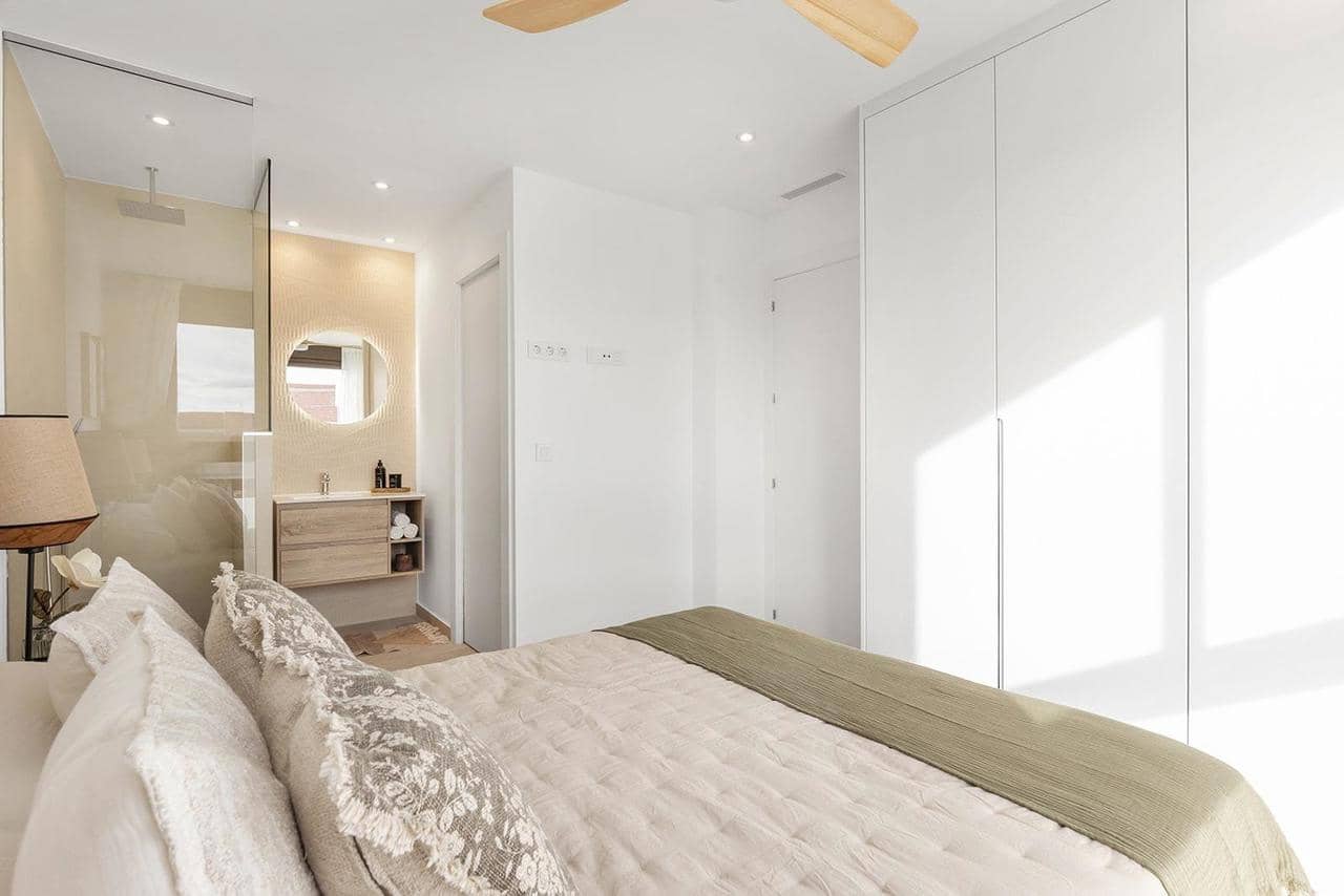 2 quarto Penthouse para venda em Los Alcazares com piscina garagem - 399 900 € (Ref: 9521042)