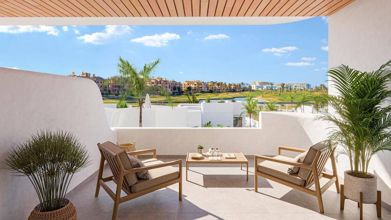 2 quarto Penthouse para venda em Los Alcazares com piscina garagem - 399 900 € (Ref: 9521042)