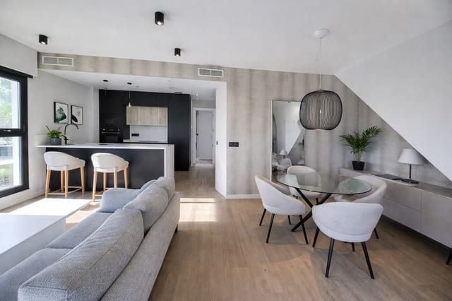 2 bedroom Apartment for sale in Punta Prima, Torrevieja with pool - € 425,000 (Ref: 9534351)