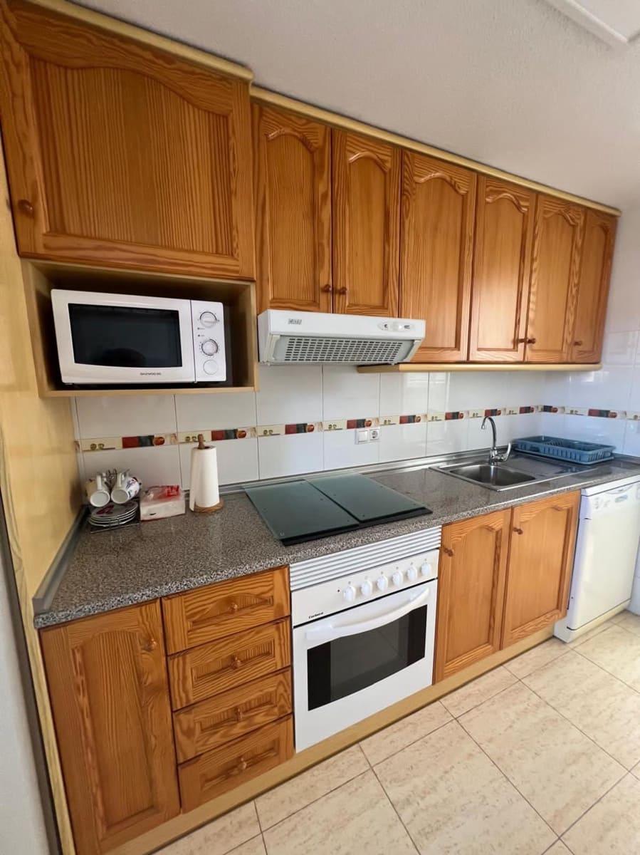 2 quarto Apartamento para venda em Mil Palmeras - 220 000 € (Ref: 9578041)