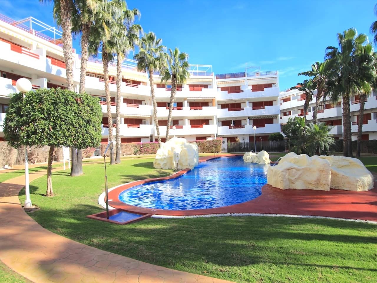 2 makuuhuone Huoneisto myytävänä paikassa Playa Flamenca - 169 950 € (Ref: 9578045)