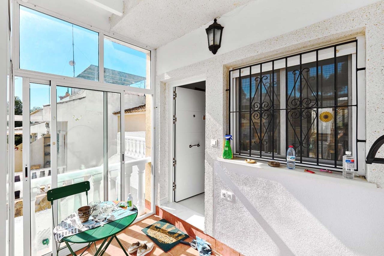 2 quarto Casa em Banda para venda em Pinar de Campoverde - 159 950 € (Ref: 9578050)