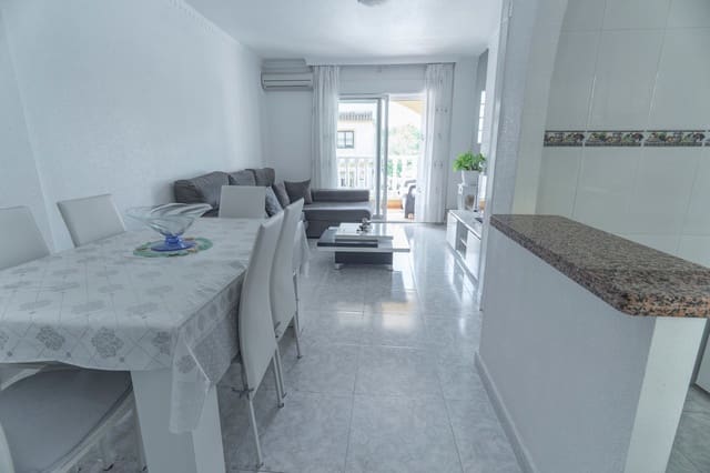 2 bedroom Townhouse for sale in Algorfa with pool - € 169,950 (Ref: 9578052)