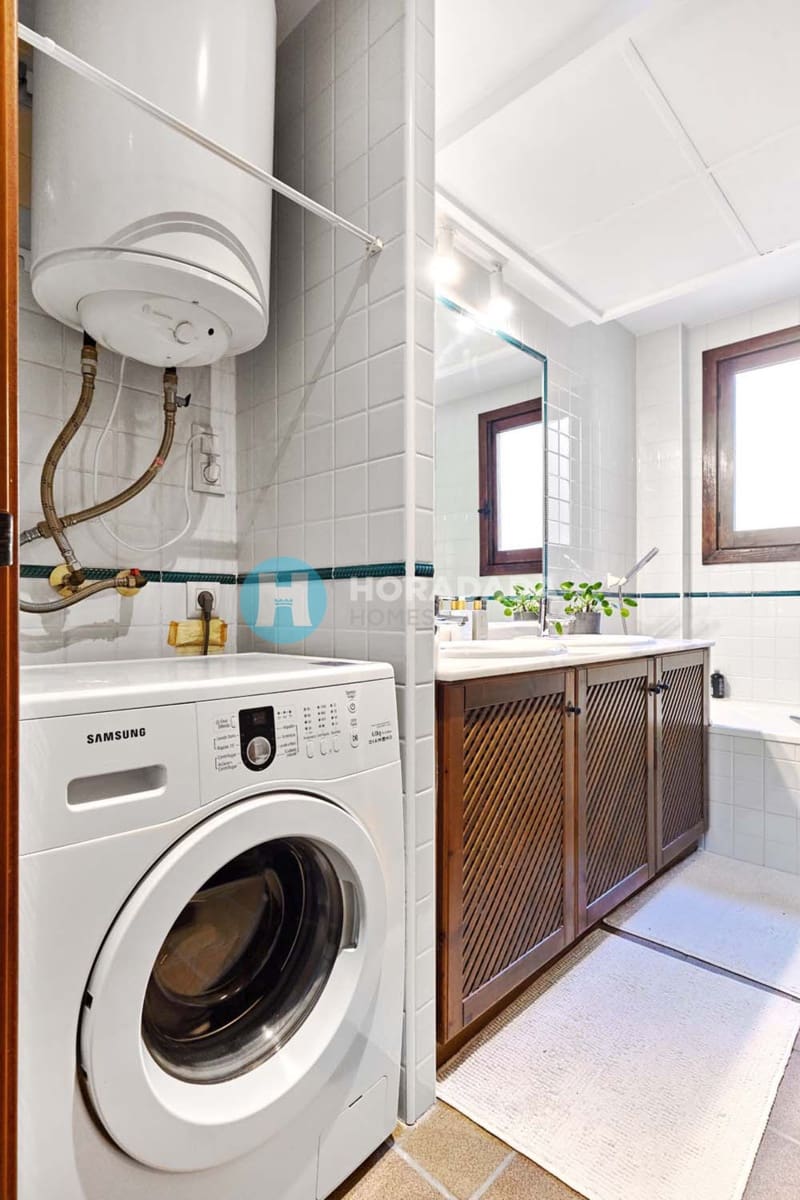 1 bedroom Apartment for sale in Punta Prima - € 215,000 (Ref: 9578055)