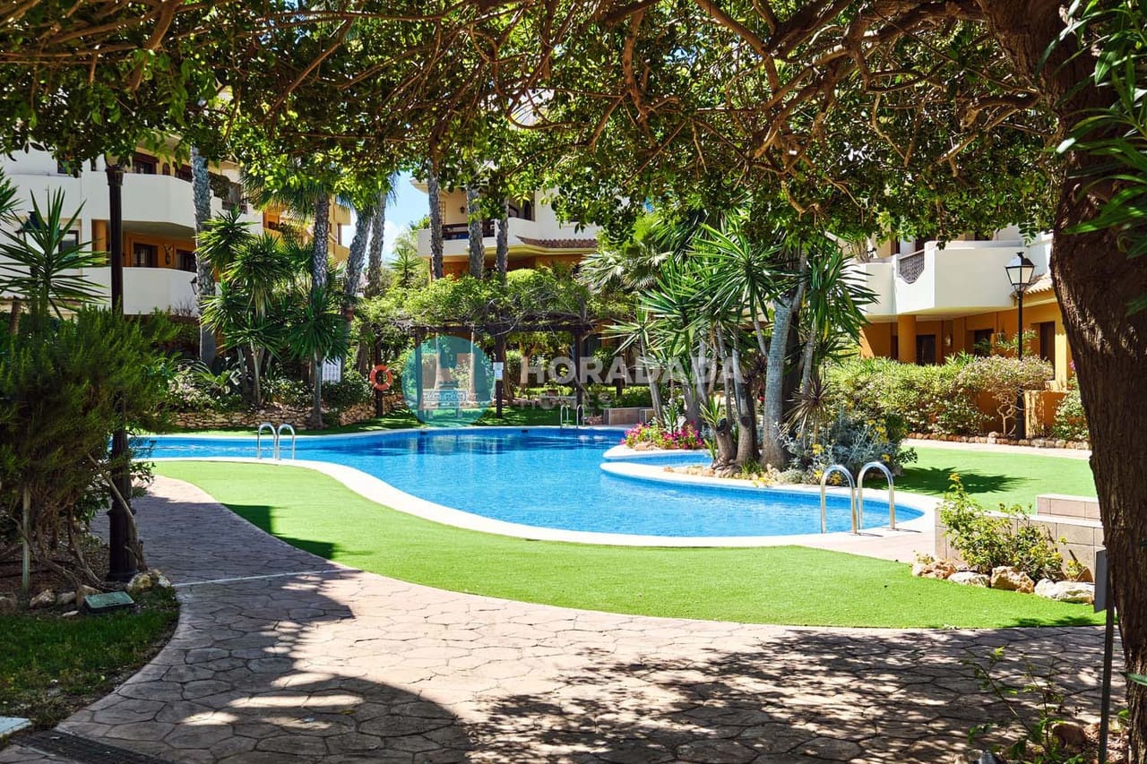 1 bedroom Apartment for sale in Punta Prima - € 215,000 (Ref: 9578055)