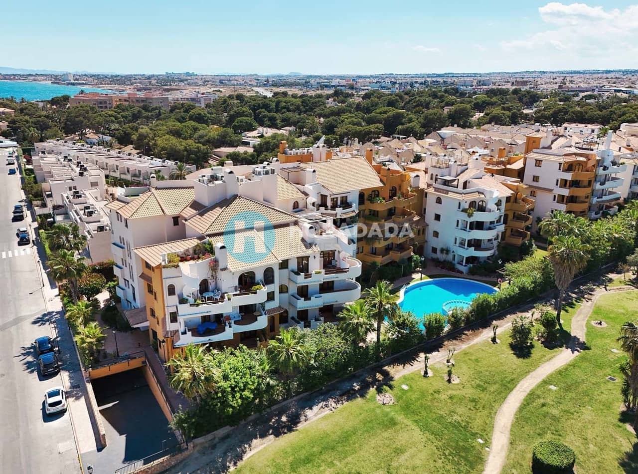 1 bedroom Apartment for sale in Punta Prima - € 215,000 (Ref: 9578055)