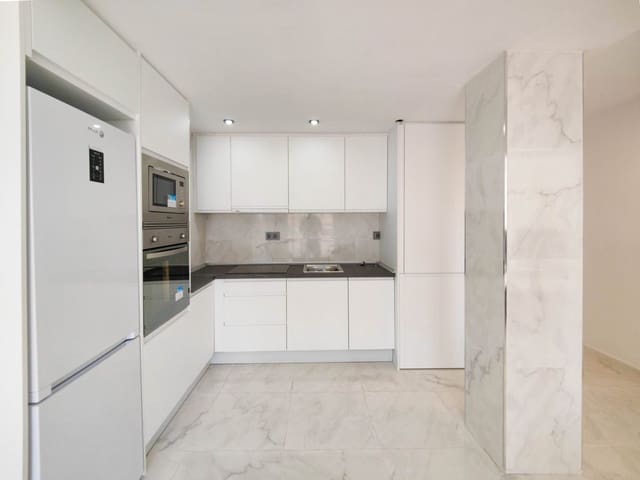 2 soverom Leilighet til salgs i Punta Prima, Torrevieja med svømmebasseng - € 187 000 (Ref: 9578063)