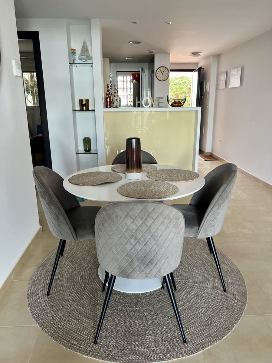 2 soverom Leilighet til salgs i Villamartin - € 195 000 (Ref: 9578064)