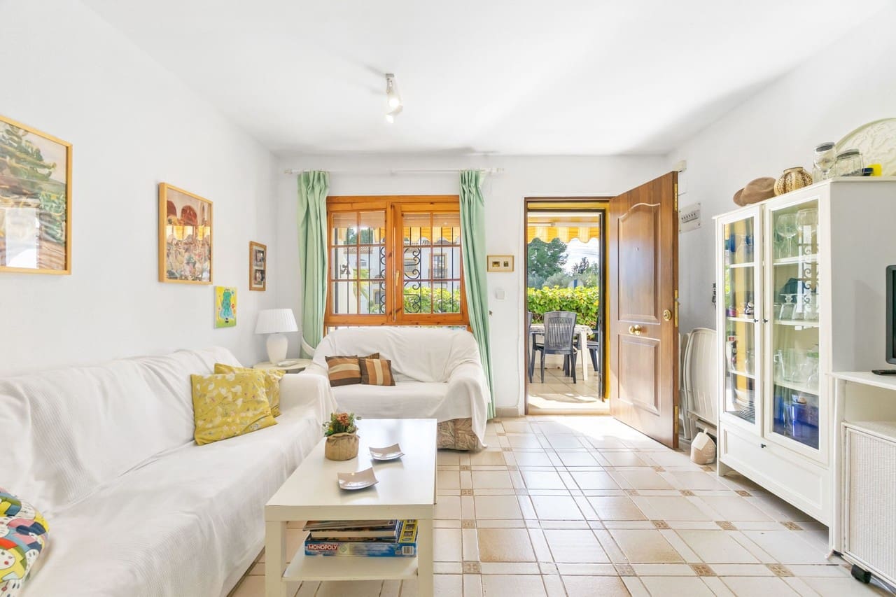 3 soveværelse Lejlighed til salg i Orihuela Costa med swimmingpool - € 199.000 (Ref: 9578067)