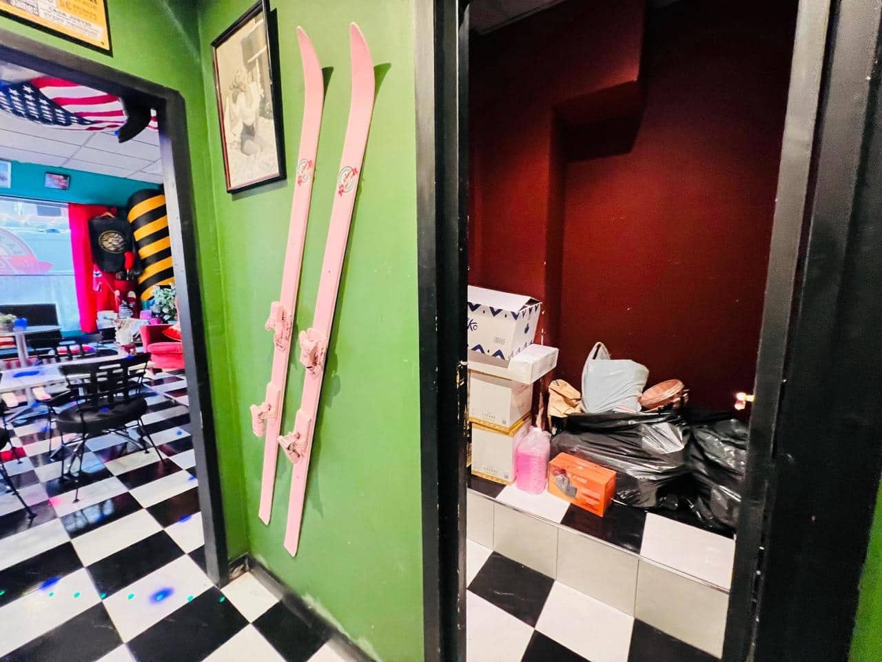 Local Comercial en Torrevieja en venta - 210.000 € (Ref: 9578069)