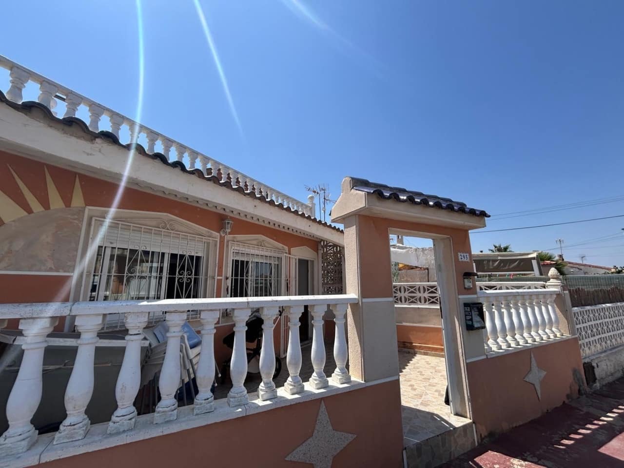 3 sypialnia Willa na sprzedaż w Torrevieja - 169 000 € (Ref: 9578071)