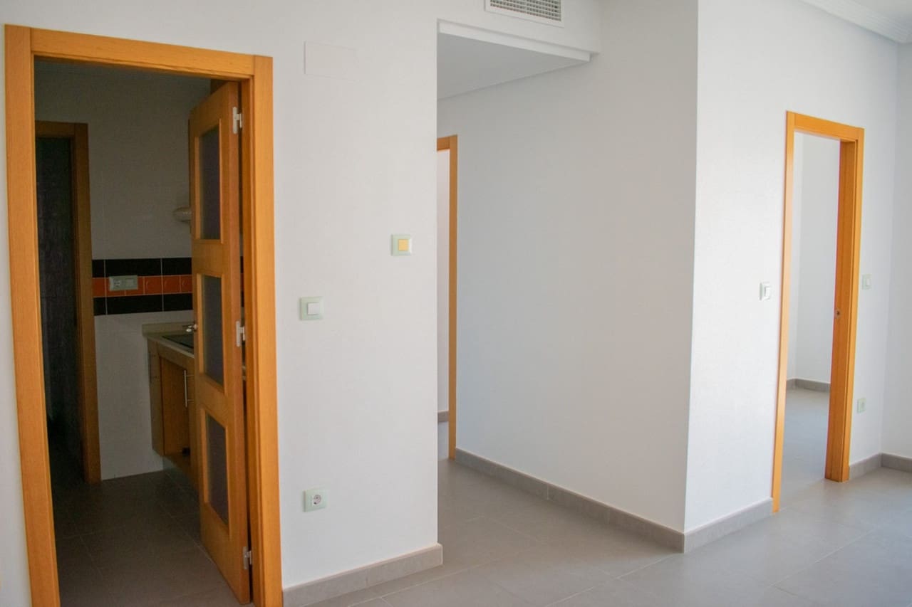 Apartamento de 2 habitaciones en Guardamar del Segura en venta - 168.000 € (Ref: 9578073)