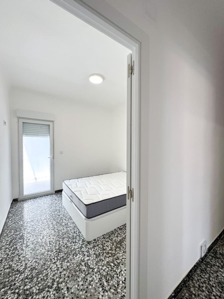 5 quarto Apartamento para venda em Torrevieja - 185 000 € (Ref: 9578079)