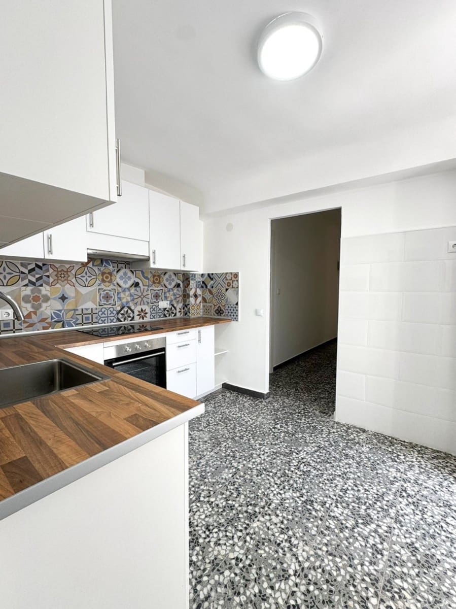 5 quarto Apartamento para venda em Torrevieja - 185 000 € (Ref: 9578079)