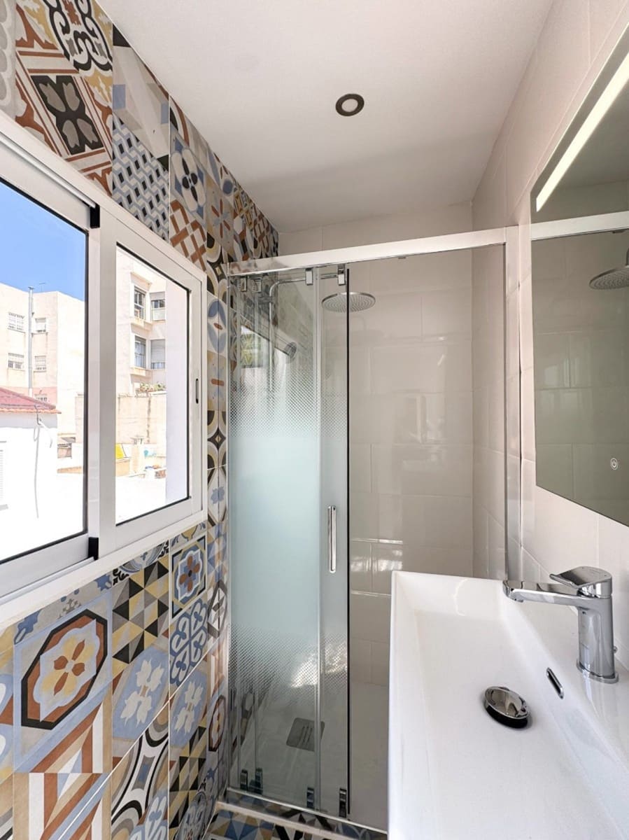 5 quarto Apartamento para venda em Torrevieja - 185 000 € (Ref: 9578079)