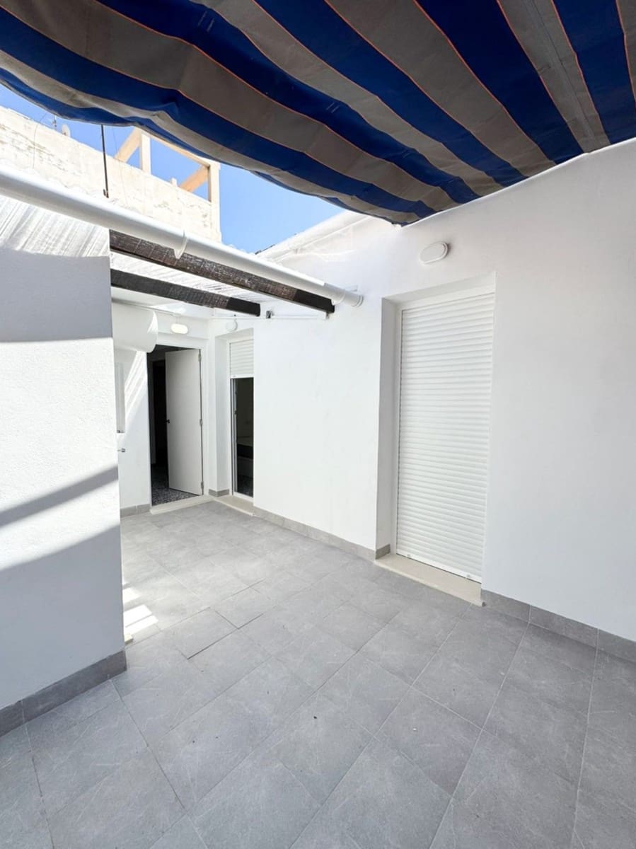 5 quarto Apartamento para venda em Torrevieja - 185 000 € (Ref: 9578079)