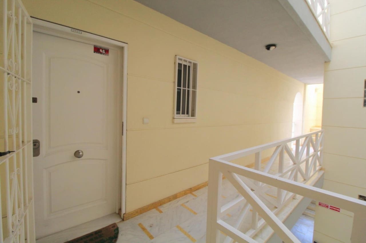 3 makuuhuone Huoneisto myytävänä paikassa La Veleta - 199 900 € (Ref: 9578081)