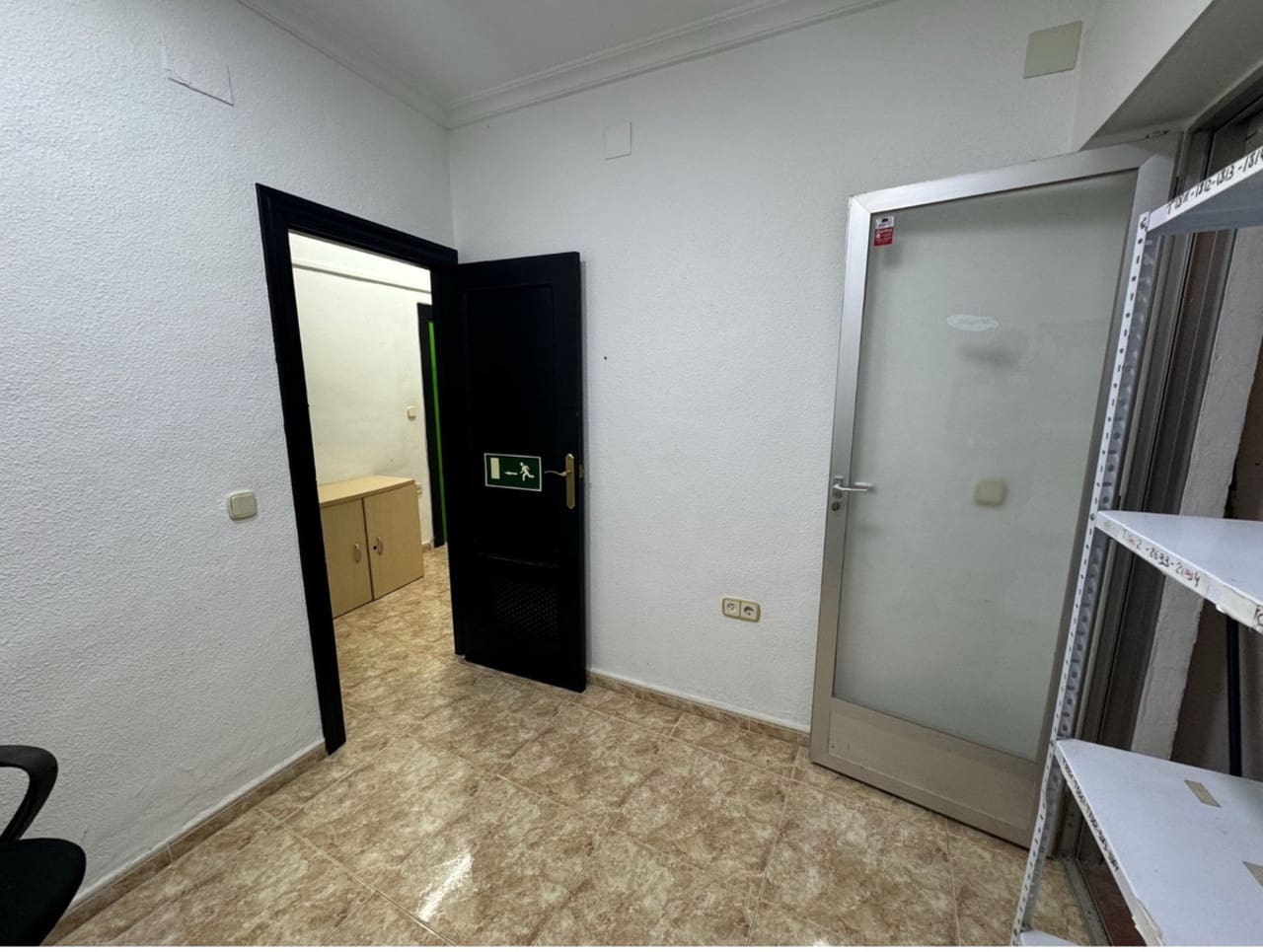 Kaupallinen myytävänä paikassa Guardamar del Segura - 222 200 € (Ref: 9578082)