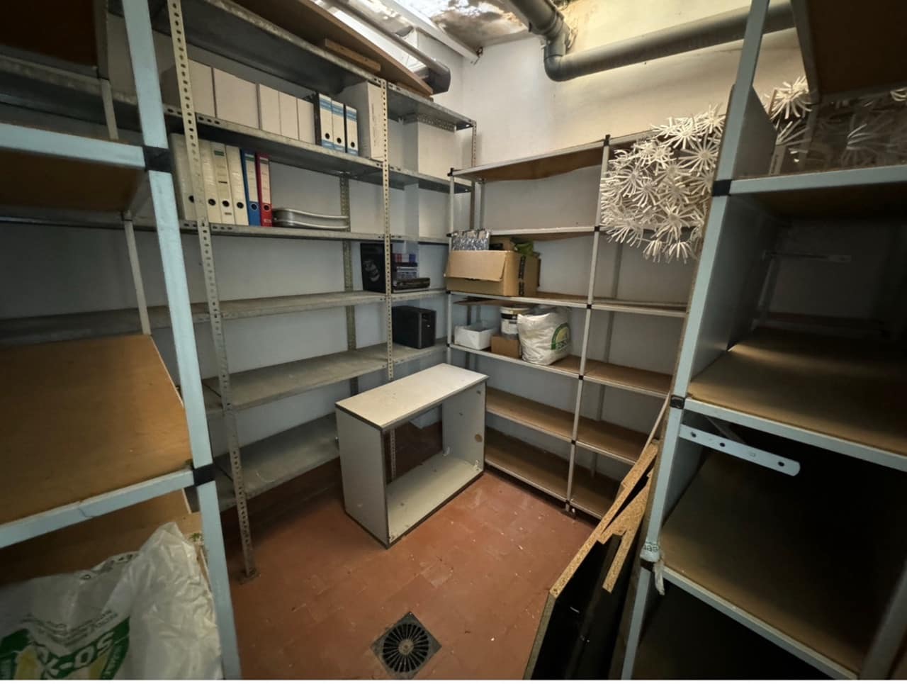 Kaupallinen myytävänä paikassa Guardamar del Segura - 222 200 € (Ref: 9578082)