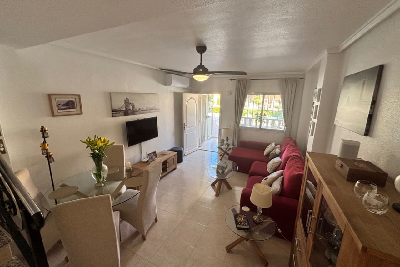 2 makuuhuone Huvila myytävänä paikassa Dona Pepa mukana uima-altaan - 169 995 € (Ref: 9578083)