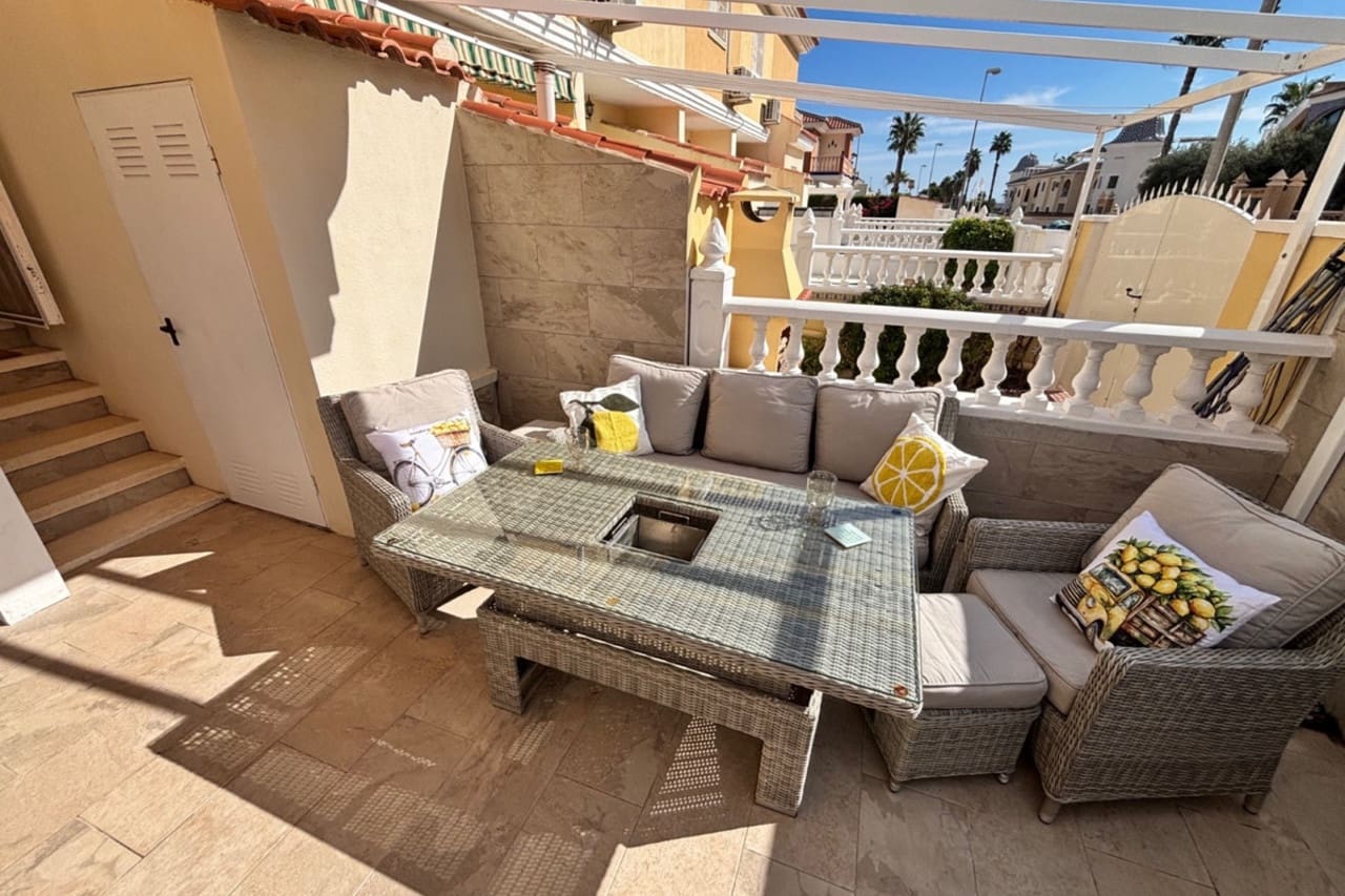 2 makuuhuone Huvila myytävänä paikassa Dona Pepa mukana uima-altaan - 169 995 € (Ref: 9578083)