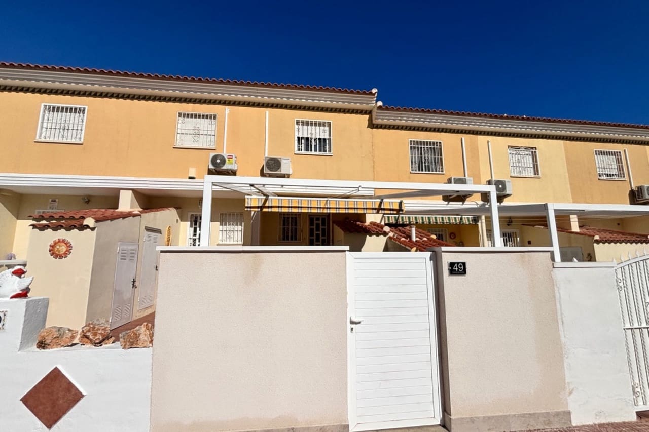 2 makuuhuone Huvila myytävänä paikassa Dona Pepa mukana uima-altaan - 169 995 € (Ref: 9578083)