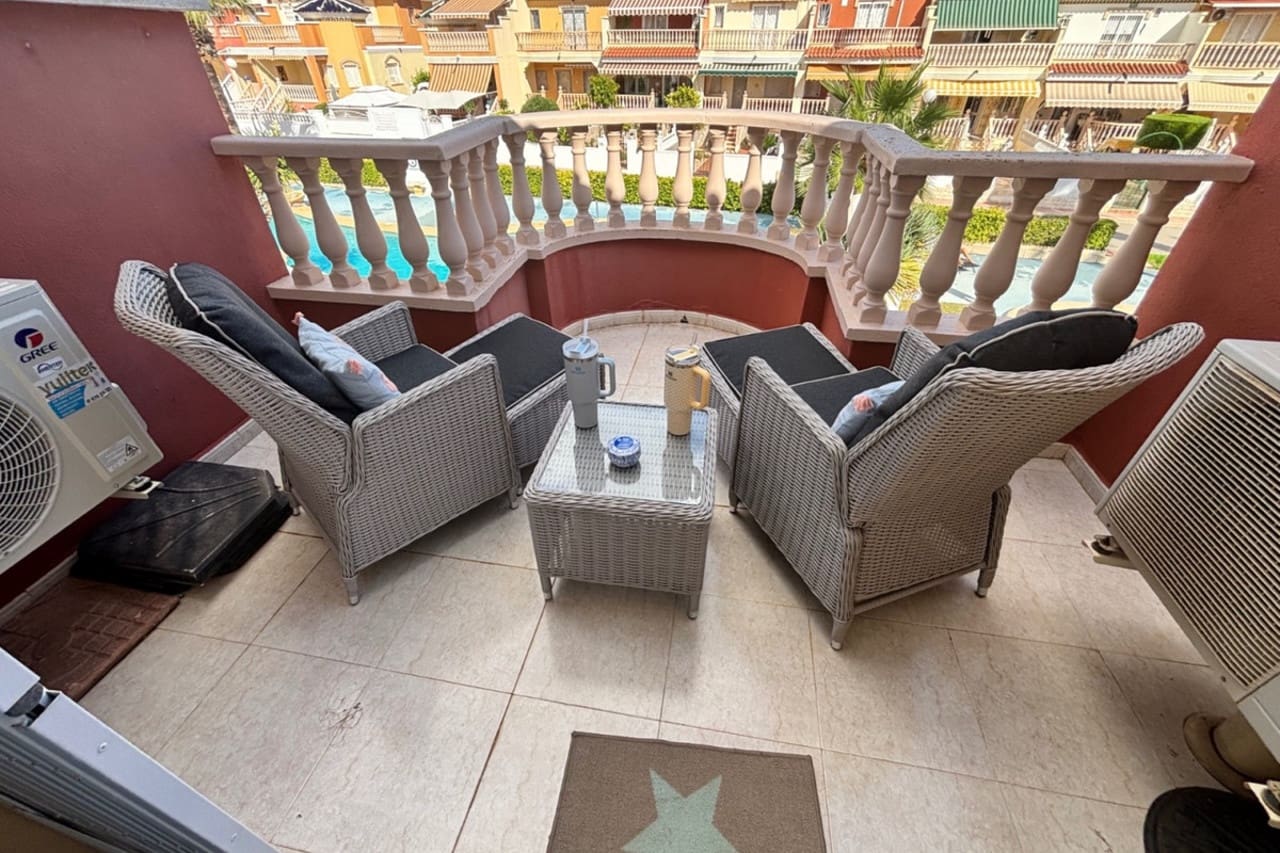 2 makuuhuone Huvila myytävänä paikassa Dona Pepa mukana uima-altaan - 169 995 € (Ref: 9578083)