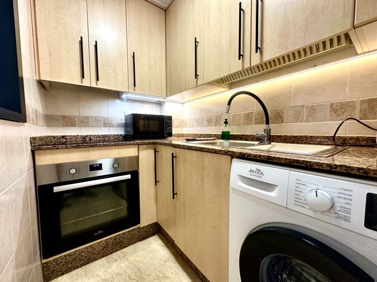 2 soveværelse Lejlighed til salg i Torrevieja - € 172.000 (Ref: 9578085)