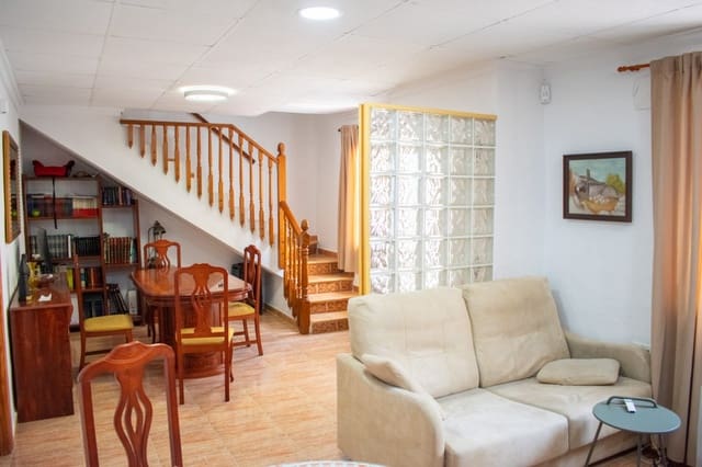 3 quarto Moradia para venda em Zona Pueblo, Guardamar del Segura - 215 000 € (Ref: 9578089)