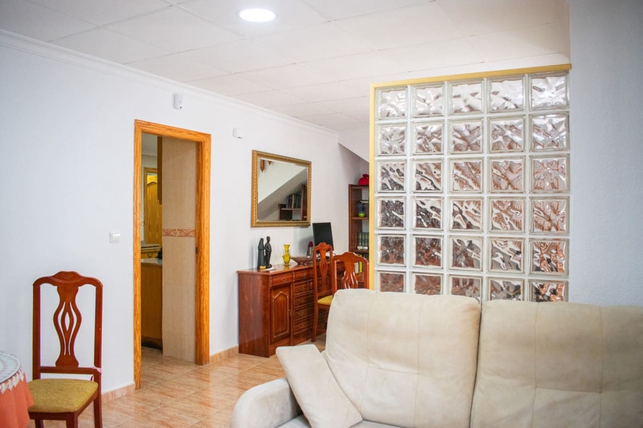 3 camera da letto Villa in vendita in Guardamar del Segura - 215.000 € (Rif: 9578089)