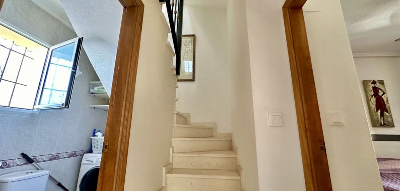 3 bedroom Villa for sale in Los Altos with pool - € 185,000 (Ref: 9578098)