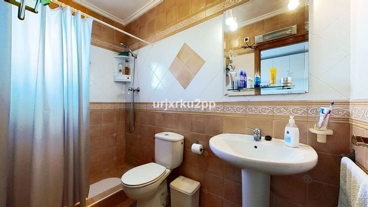 2 makuuhuone Huvila myytävänä paikassa Playa Flamenca - 189 000 € (Ref: 9578106)