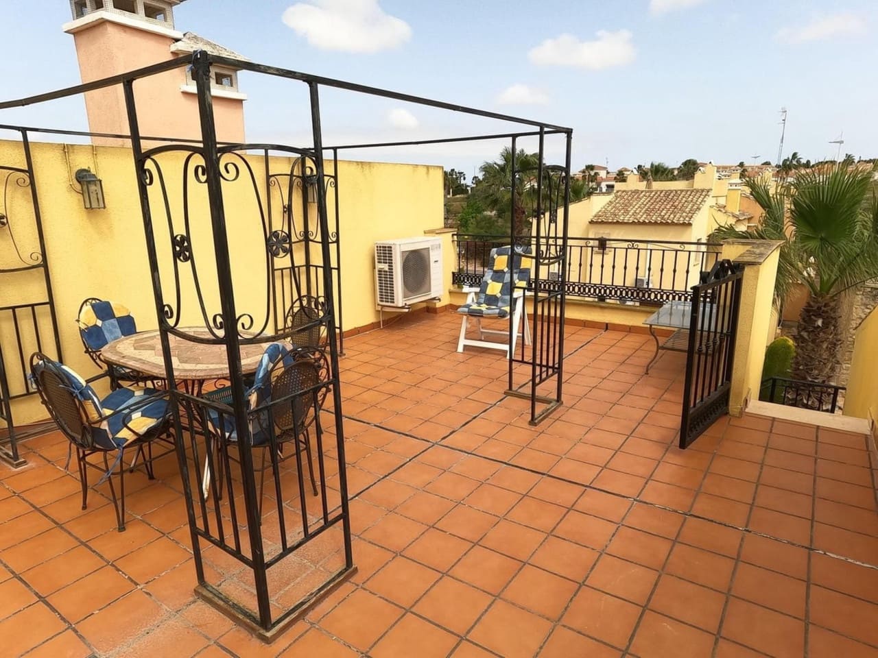 2 soveværelse Lejlighed til salg i Algorfa - € 155.000 (Ref: 9578115)