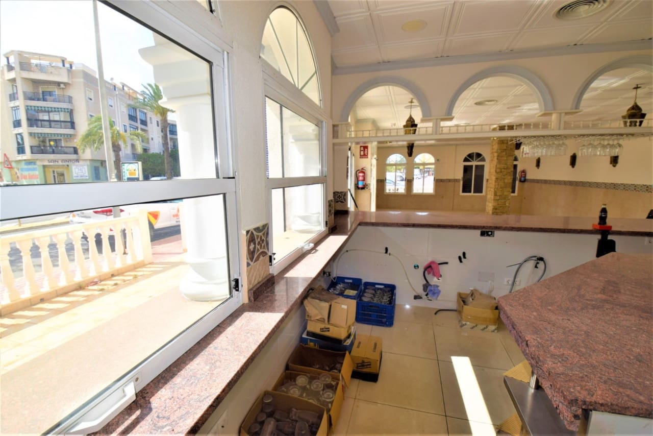 1 chambre Local Commercial à vendre à Guardamar del Segura - 192 000 € (Ref: 9578126)