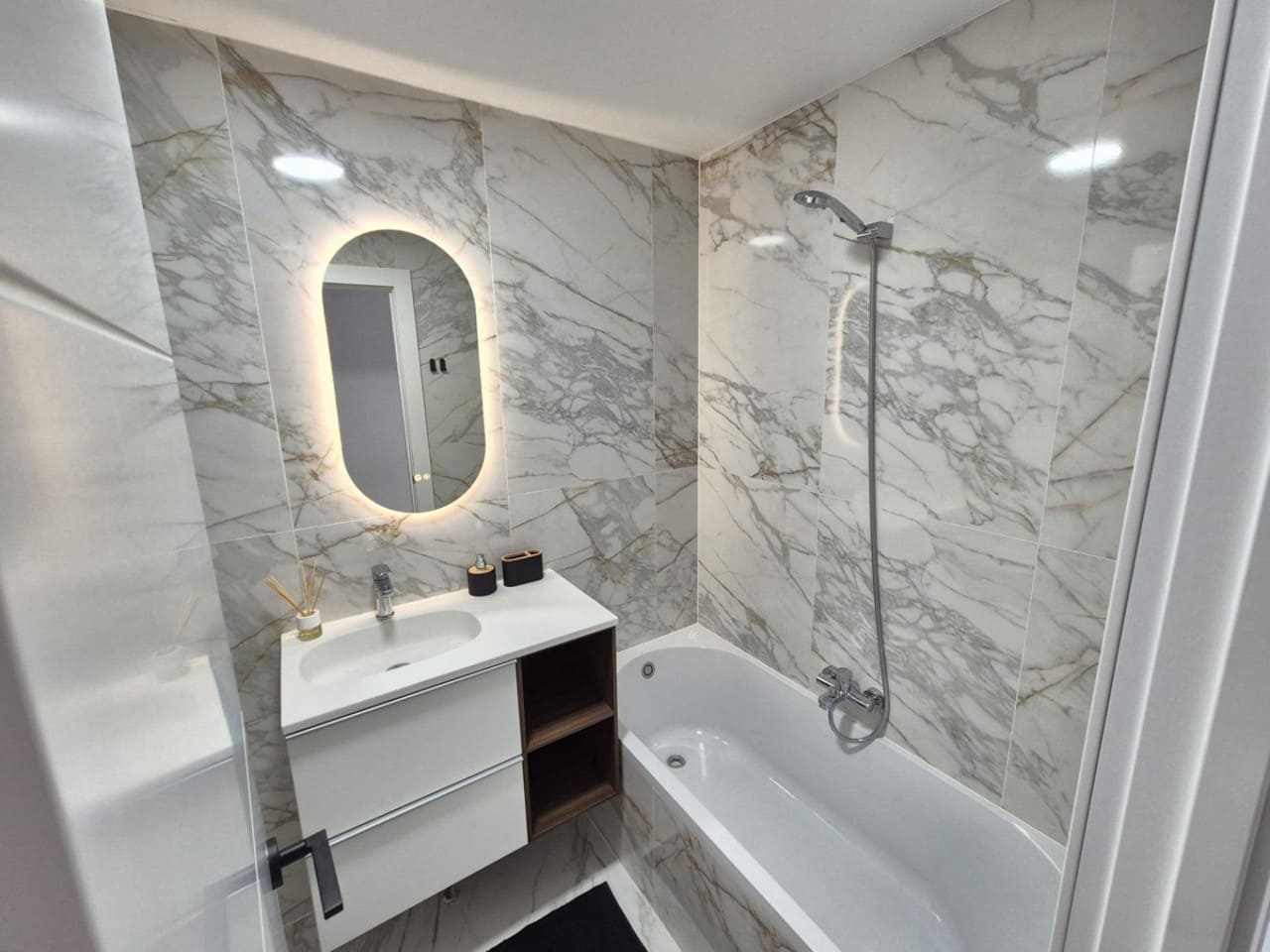 Apartamento de 3 habitaciones en Torrevieja en venta - 220.000 € (Ref: 9578130)