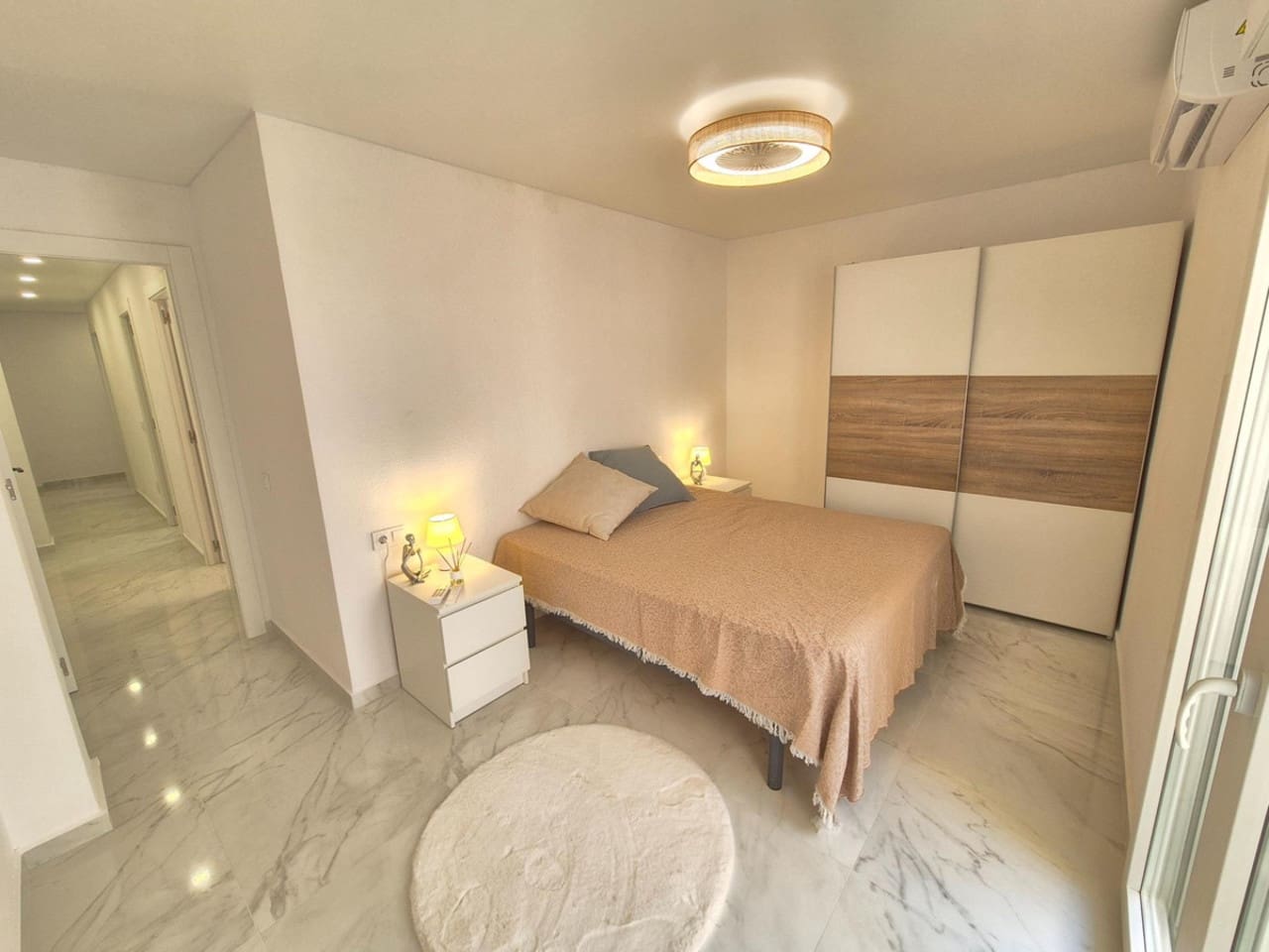 Apartamento de 3 habitaciones en Torrevieja en venta - 220.000 € (Ref: 9578130)