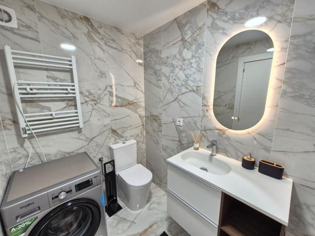 Apartamento de 3 habitaciones en El Molino, Torrevieja en venta - 220.000 € (Ref: 9578130)