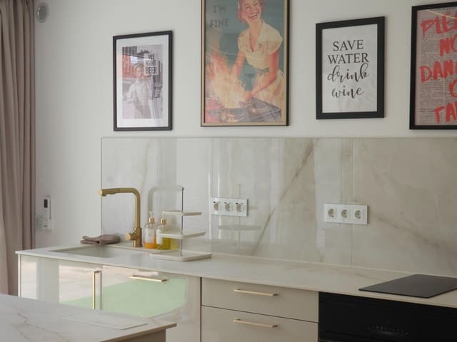 2 makuuhuone Kaupallinen myytävänä paikassa El Molino, Torrevieja - 180 000 € (Ref: 9578134)