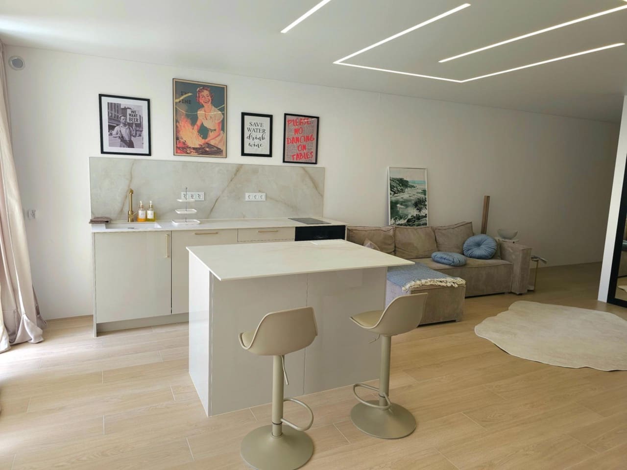 2 sypialnia Komercyjne na sprzedaż w Torrevieja - 180 000 € (Ref: 9578134)