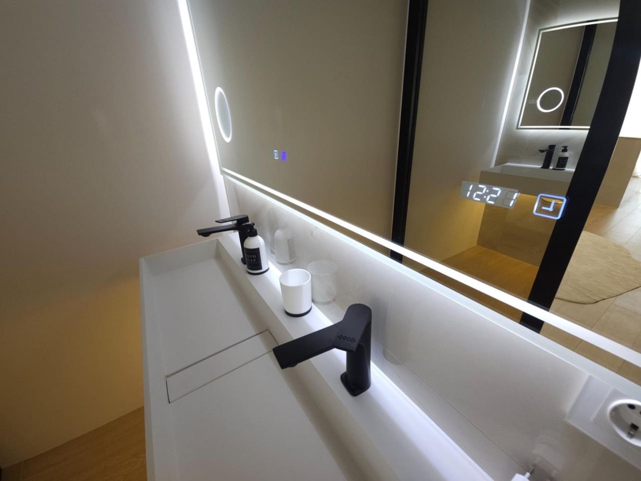 2 sypialnia Komercyjne na sprzedaż w Torrevieja - 180 000 € (Ref: 9578134)