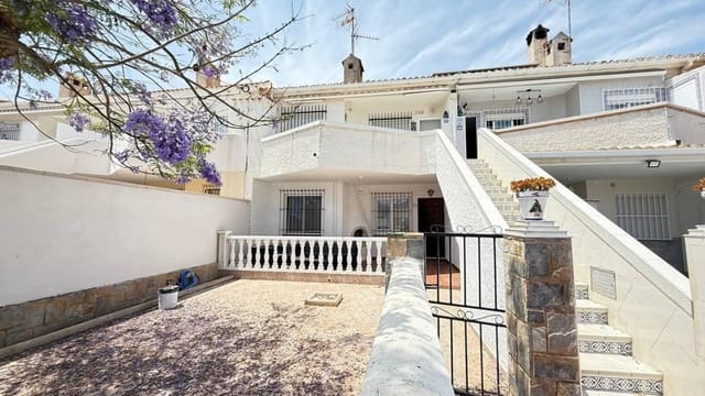 2 makuuhuone Huvila myytävänä paikassa Dehesa de Campoamor, Orihuela - 169 900 € (Ref: 9578138)