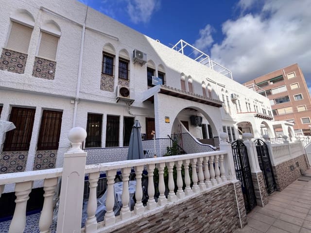 4 quarto Moradia para venda em La Mata, Torrevieja com piscina - 209 900 € (Ref: 9578141)